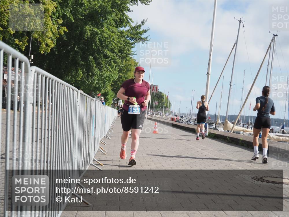 17.08.2025 - KN Förde Triathlon 2025 KatJ http://msf.ph/oto/8591242 17.08.2025 10:18:34 Laufen 155, 237 meine-sportfotos.de