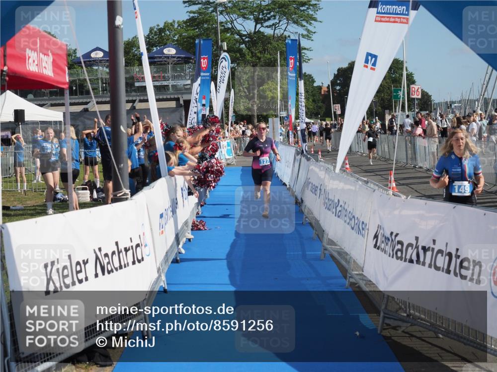 17.08.2025 - KN Förde Triathlon 2025 MichiJ http://msf.ph/oto/8591256 17.08.2025 10:33:21 Laufen 127 meine-sportfotos.de
