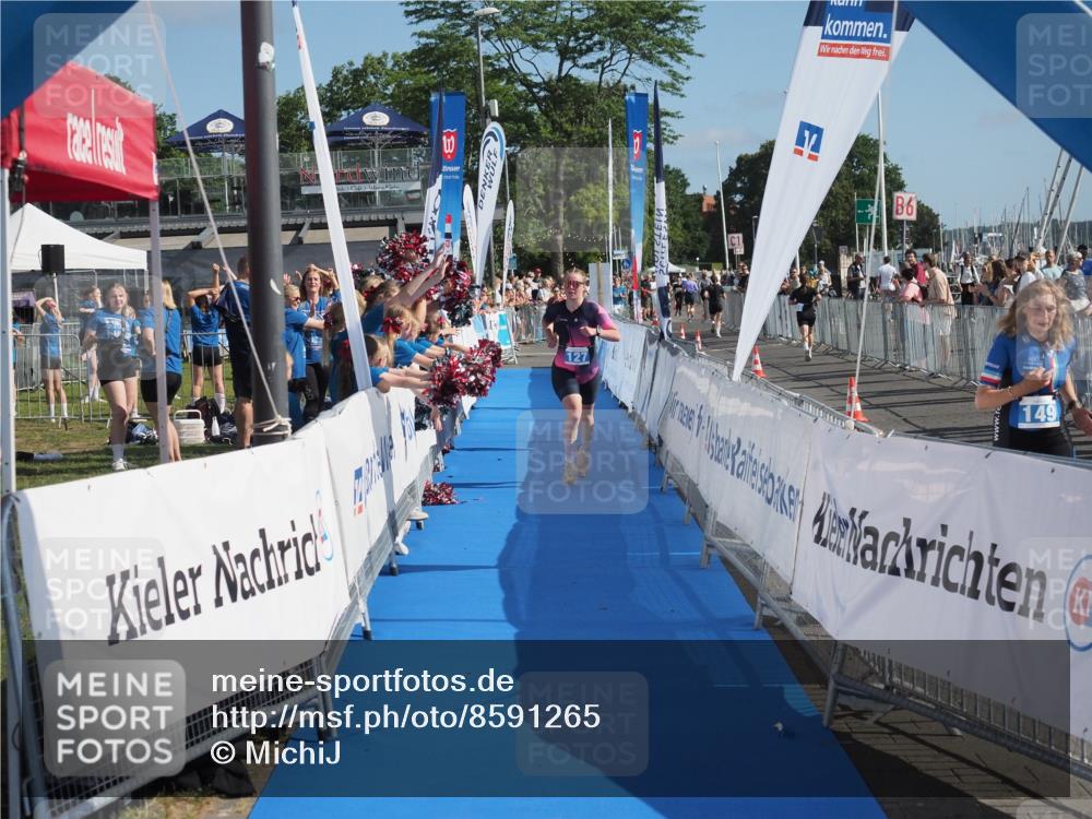 17.08.2025 - KN Förde Triathlon 2025 MichiJ http://msf.ph/oto/8591265 17.08.2025 10:33:22 Laufen 127 meine-sportfotos.de