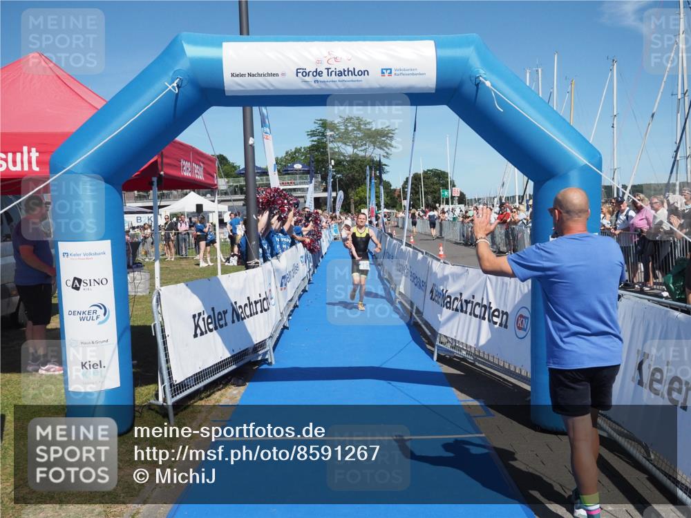 17.08.2025 - KN Förde Triathlon 2025 MichiJ http://msf.ph/oto/8591267 17.08.2025 13:50:59 Laufen 493 meine-sportfotos.de