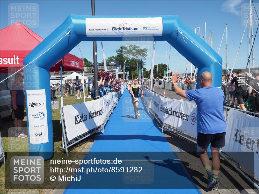 17.08.2025 - KN Förde Triathlon 2025 MichiJ http://msf.ph/oto/8591282 17.08.2025 13:50:59 Laufen 493 meine-sportfotos.de