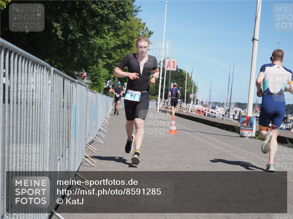 17.08.2025 - KN Förde Triathlon 2025 KatJ http://msf.ph/oto/8591285 17.08.2025 13:37:13 Laufen 398, 479 meine-sportfotos.de
