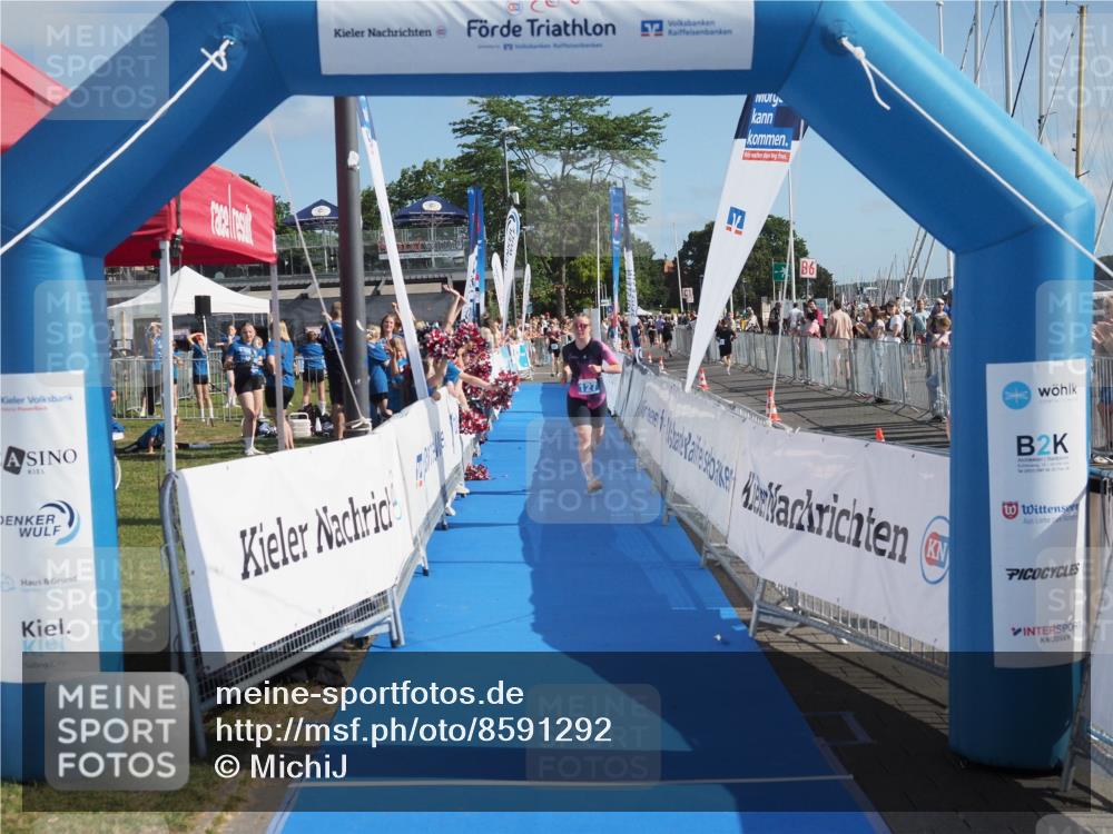 17.08.2025 - KN Förde Triathlon 2025 MichiJ http://msf.ph/oto/8591292 17.08.2025 10:33:23 Laufen 127 meine-sportfotos.de