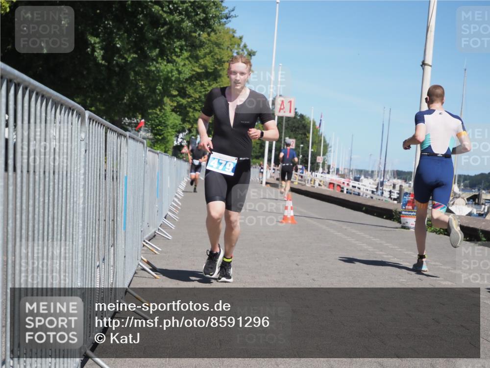 17.08.2025 - KN Förde Triathlon 2025 KatJ http://msf.ph/oto/8591296 17.08.2025 13:37:13 Laufen 398, 479 meine-sportfotos.de