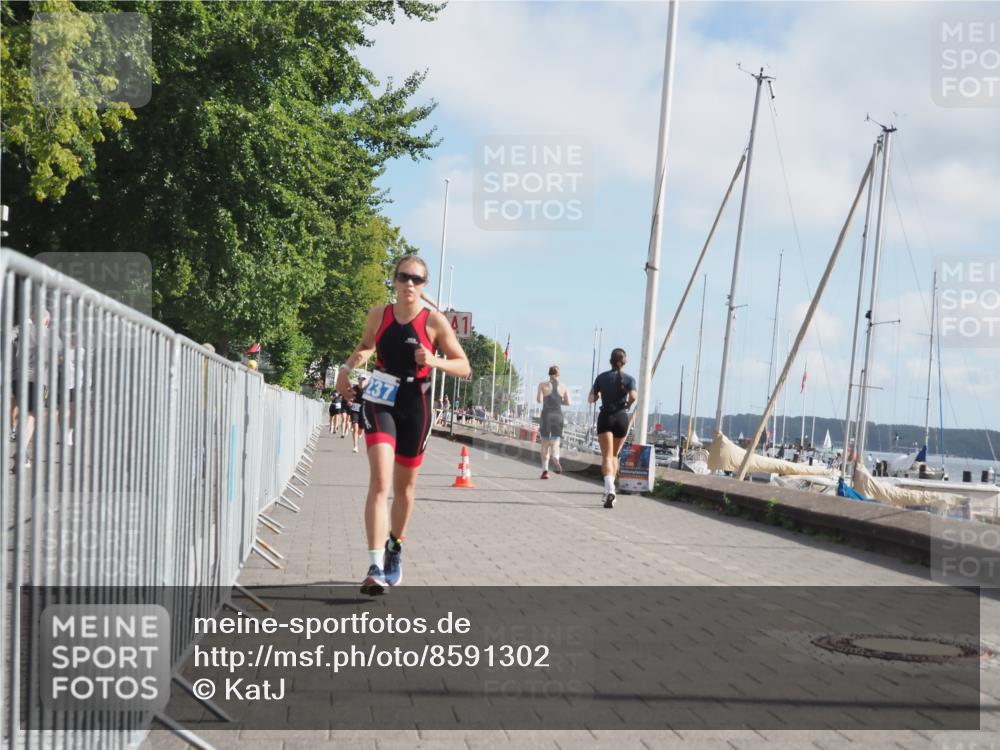 17.08.2025 - KN Förde Triathlon 2025 KatJ http://msf.ph/oto/8591302 17.08.2025 10:18:37 Laufen 155, 237 meine-sportfotos.de