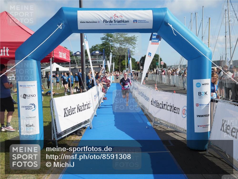 17.08.2025 - KN Förde Triathlon 2025 MichiJ http://msf.ph/oto/8591308 17.08.2025 10:33:23 Laufen 127 meine-sportfotos.de