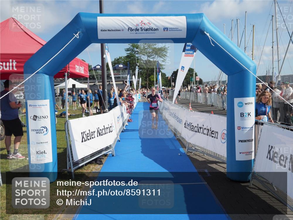 17.08.2025 - KN Förde Triathlon 2025 MichiJ http://msf.ph/oto/8591311 17.08.2025 10:33:23 Laufen 127 meine-sportfotos.de