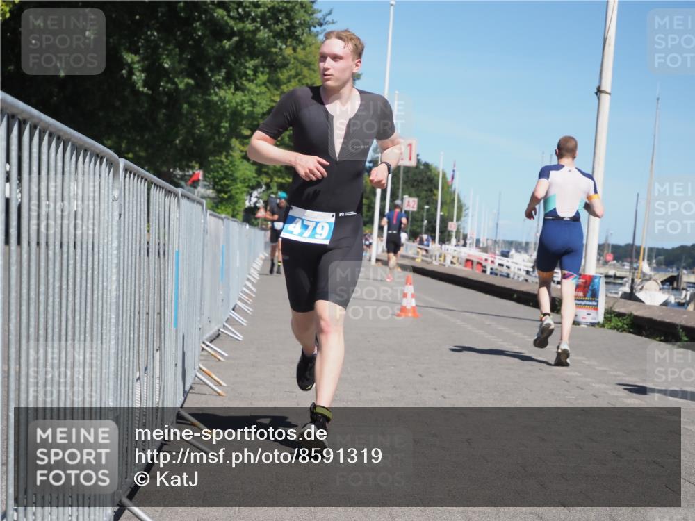 17.08.2025 - KN Förde Triathlon 2025 KatJ http://msf.ph/oto/8591319 17.08.2025 13:37:13 Laufen 398, 479 meine-sportfotos.de