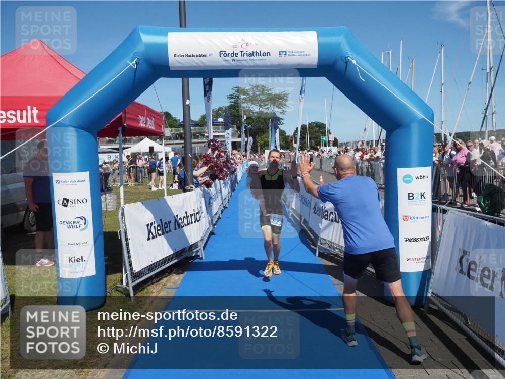 17.08.2025 - KN Förde Triathlon 2025 MichiJ http://msf.ph/oto/8591322 17.08.2025 13:51:00 Laufen 493 meine-sportfotos.de