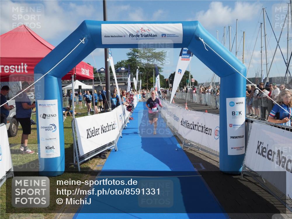 17.08.2025 - KN Förde Triathlon 2025 MichiJ http://msf.ph/oto/8591331 17.08.2025 10:33:24 Laufen 127 meine-sportfotos.de