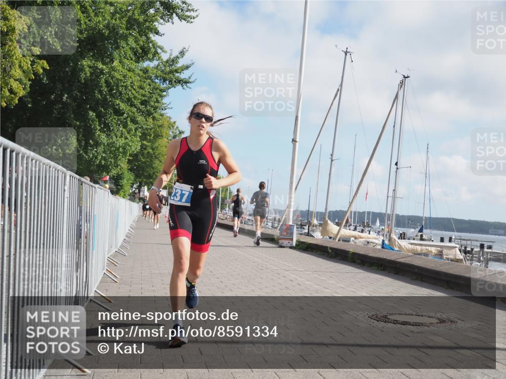 17.08.2025 - KN Förde Triathlon 2025 KatJ http://msf.ph/oto/8591334 17.08.2025 10:18:38 Laufen 136, 155, 237 meine-sportfotos.de