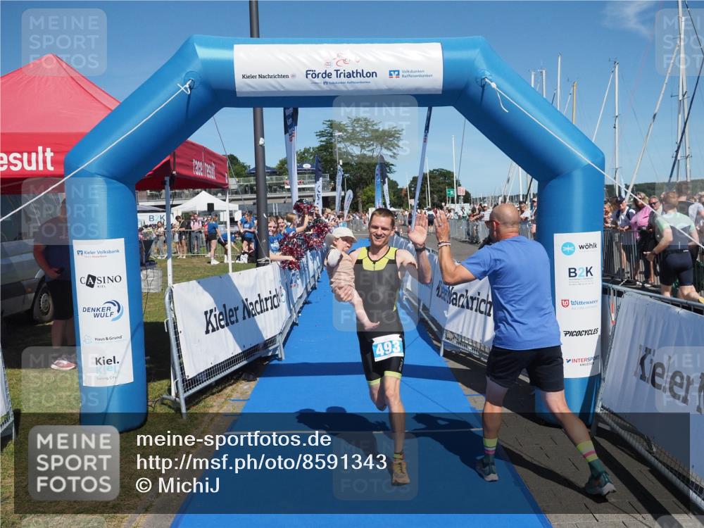 17.08.2025 - KN Förde Triathlon 2025 MichiJ http://msf.ph/oto/8591343 17.08.2025 13:51:01 Laufen 493 meine-sportfotos.de