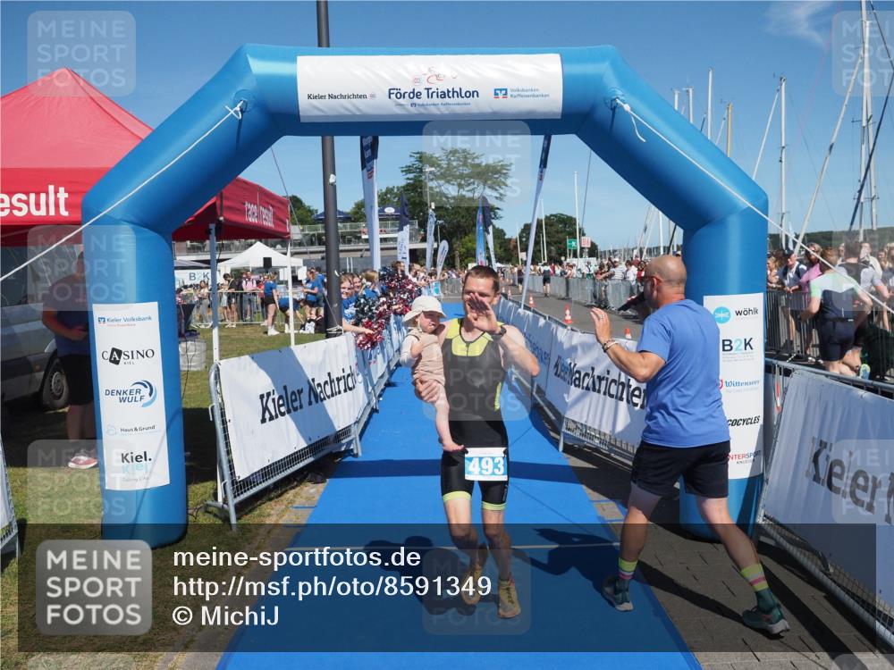 17.08.2025 - KN Förde Triathlon 2025 MichiJ http://msf.ph/oto/8591349 17.08.2025 13:51:01 Laufen 493 meine-sportfotos.de
