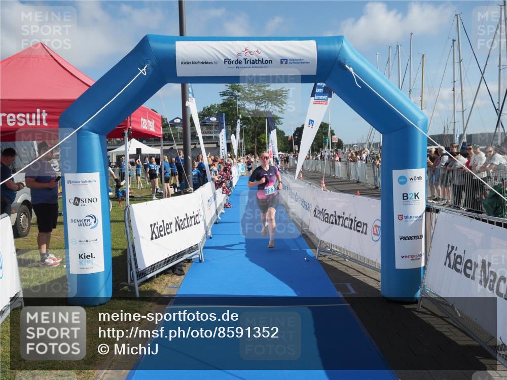 17.08.2025 - KN Förde Triathlon 2025 MichiJ http://msf.ph/oto/8591352 17.08.2025 10:33:24 Laufen 127 meine-sportfotos.de