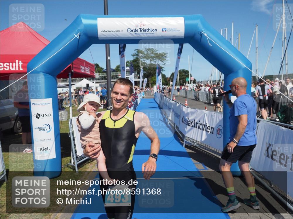 17.08.2025 - KN Förde Triathlon 2025 MichiJ http://msf.ph/oto/8591368 17.08.2025 13:51:01 Laufen 493 meine-sportfotos.de