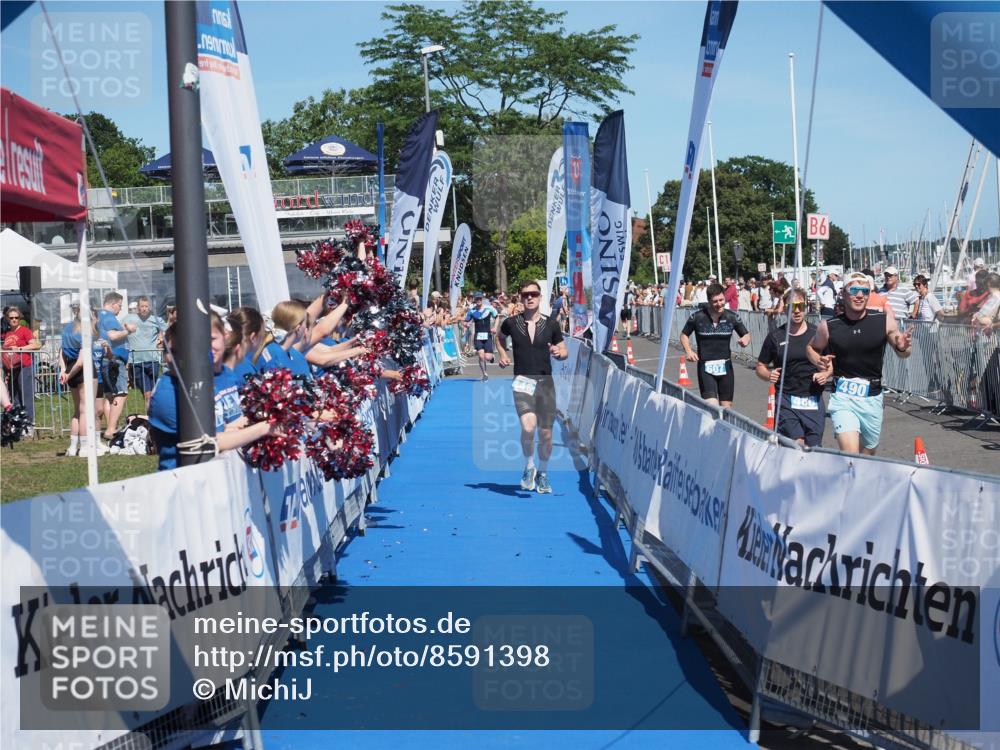 17.08.2025 - KN Förde Triathlon 2025 MichiJ http://msf.ph/oto/8591398 17.08.2025 13:51:21 Laufen 446 meine-sportfotos.de