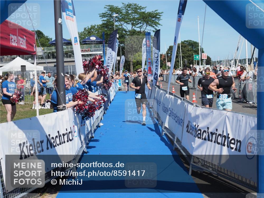 17.08.2025 - KN Förde Triathlon 2025 MichiJ http://msf.ph/oto/8591417 17.08.2025 13:51:22 Laufen 446 meine-sportfotos.de