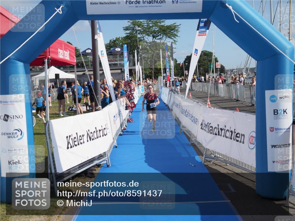 17.08.2025 - KN Förde Triathlon 2025 MichiJ http://msf.ph/oto/8591437 17.08.2025 10:33:30 Laufen 127, 143 meine-sportfotos.de