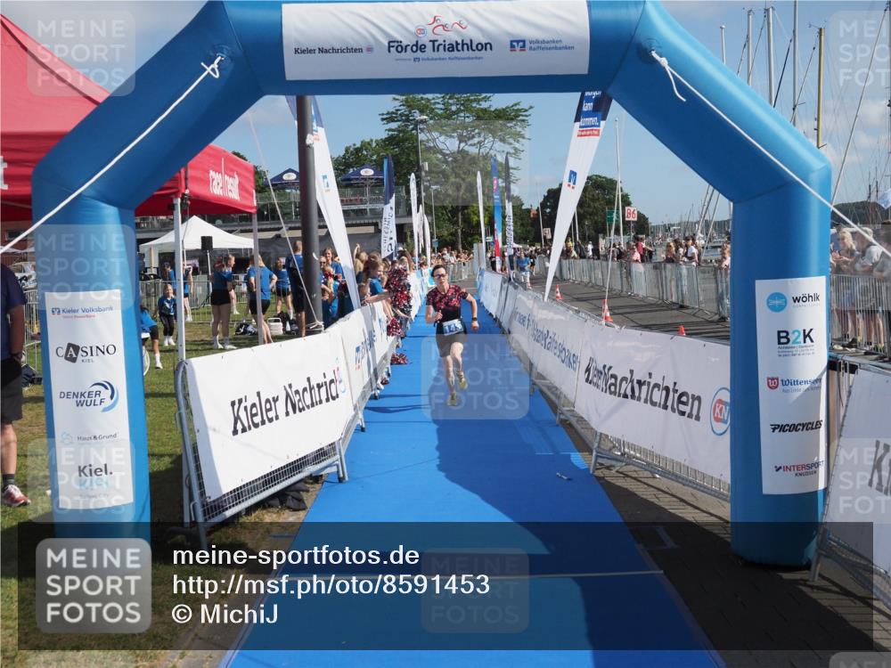 17.08.2025 - KN Förde Triathlon 2025 MichiJ http://msf.ph/oto/8591453 17.08.2025 10:33:31 Laufen 127, 143 meine-sportfotos.de
