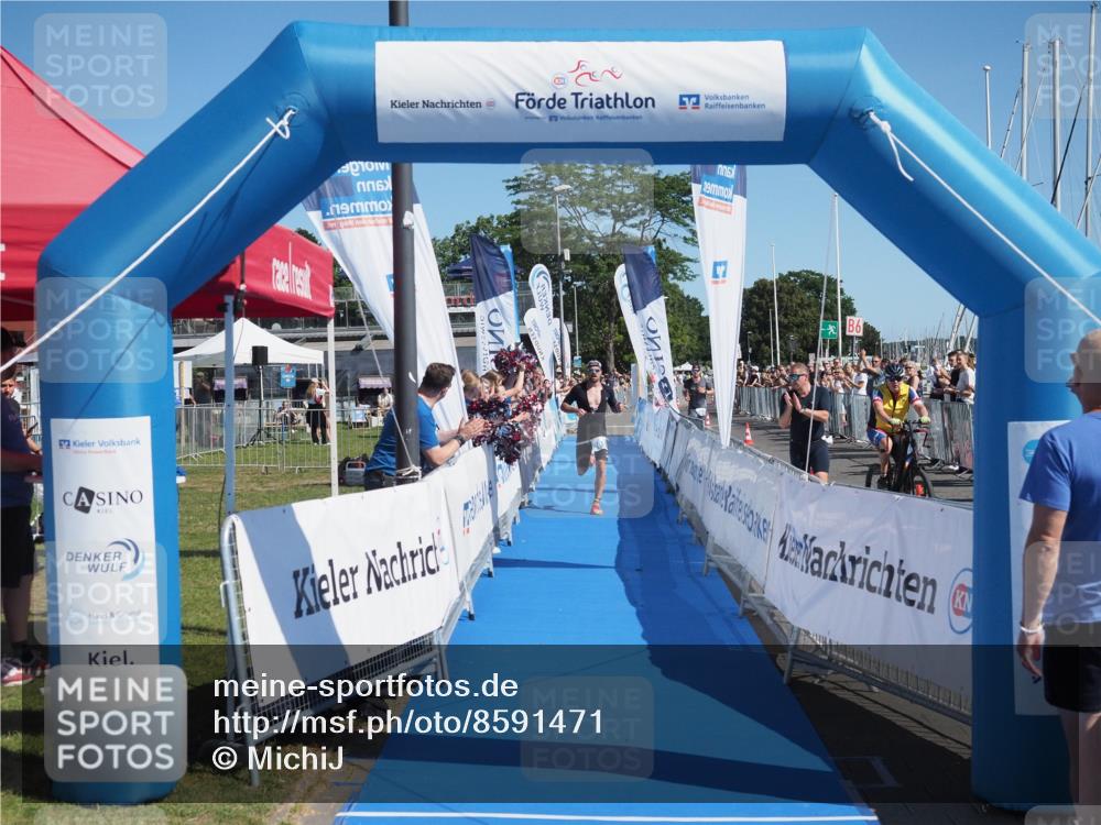 17.08.2025 - KN Förde Triathlon 2025 MichiJ http://msf.ph/oto/8591471 17.08.2025 11:51:44 Laufen 261 meine-sportfotos.de