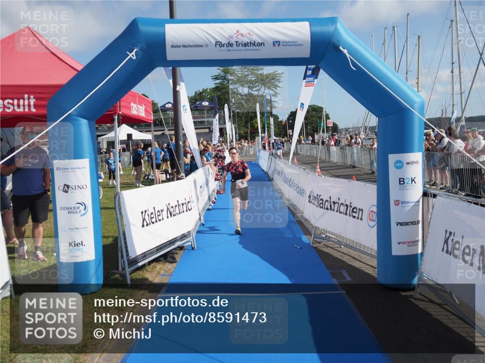 17.08.2025 - KN Förde Triathlon 2025 MichiJ http://msf.ph/oto/8591473 17.08.2025 10:33:31 Laufen 127, 143 meine-sportfotos.de