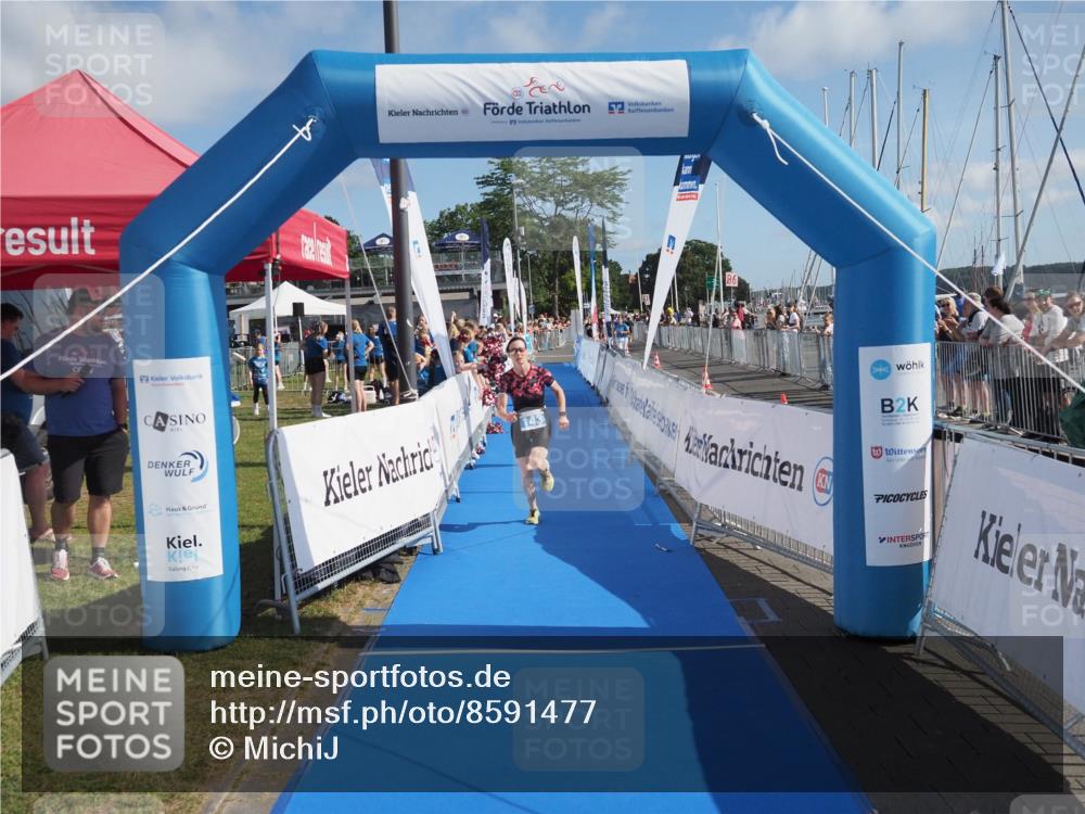 17.08.2025 - KN Förde Triathlon 2025 MichiJ http://msf.ph/oto/8591477 17.08.2025 10:33:31 Laufen 127, 143 meine-sportfotos.de