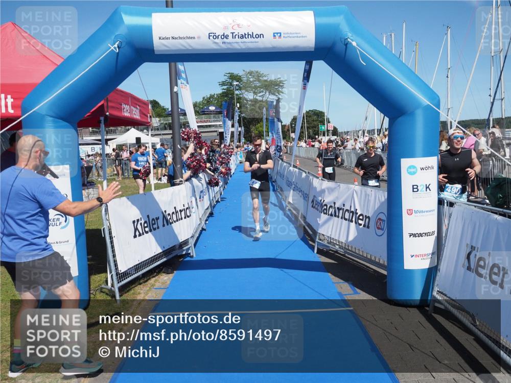 17.08.2025 - KN Förde Triathlon 2025 MichiJ http://msf.ph/oto/8591497 17.08.2025 13:51:23 Laufen 446 meine-sportfotos.de