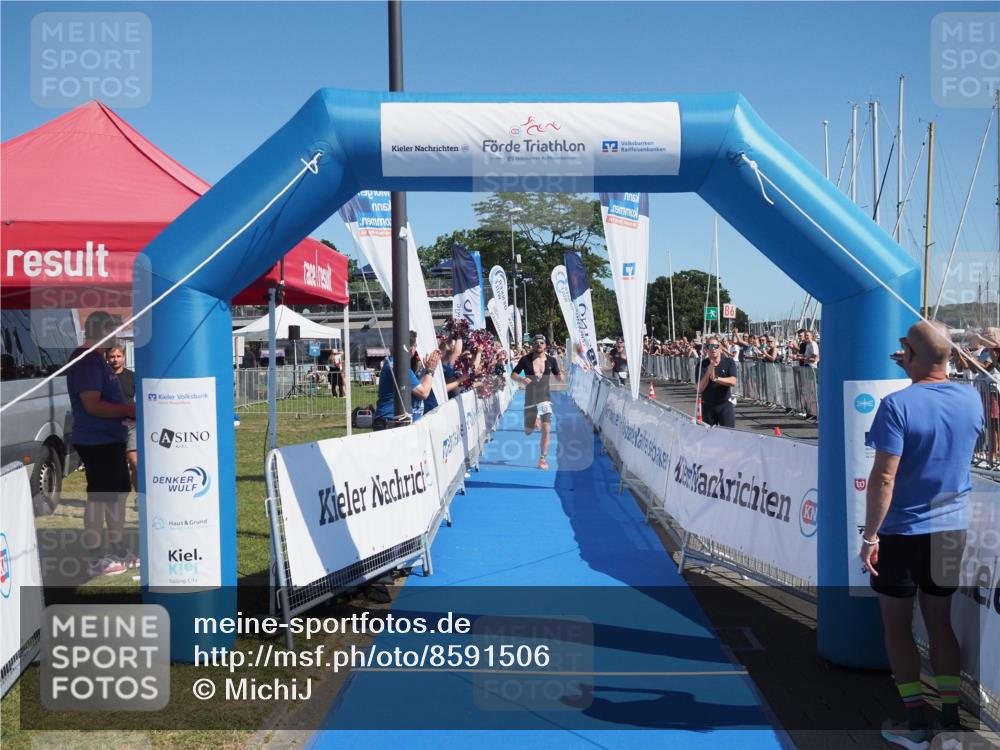 17.08.2025 - KN Förde Triathlon 2025 MichiJ http://msf.ph/oto/8591506 17.08.2025 11:51:44 Laufen 261 meine-sportfotos.de