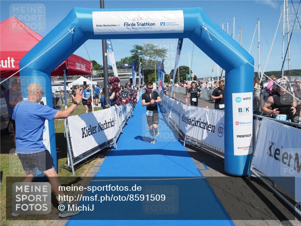 17.08.2025 - KN Förde Triathlon 2025 MichiJ http://msf.ph/oto/8591509 17.08.2025 13:51:23 Laufen 446 meine-sportfotos.de