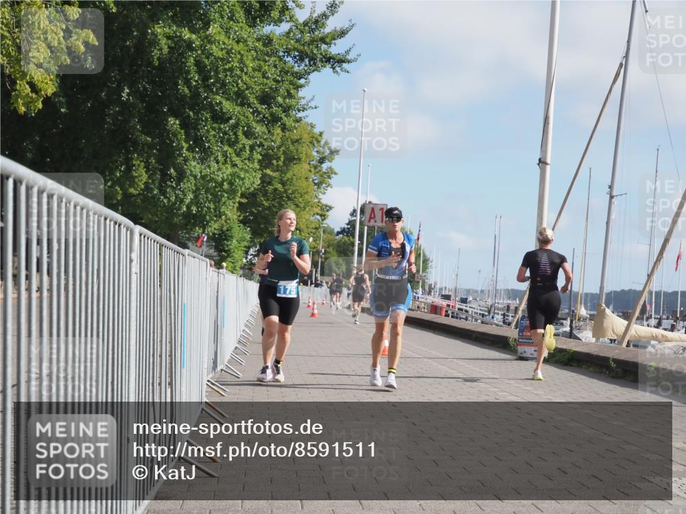17.08.2025 - KN Förde Triathlon 2025 KatJ http://msf.ph/oto/8591511 17.08.2025 10:18:53 Laufen 109, 144, 170, 175 meine-sportfotos.de