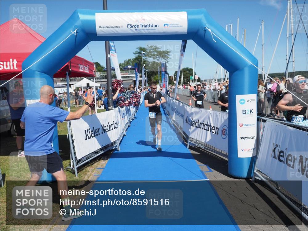 17.08.2025 - KN Förde Triathlon 2025 MichiJ http://msf.ph/oto/8591516 17.08.2025 13:51:23 Laufen 446 meine-sportfotos.de