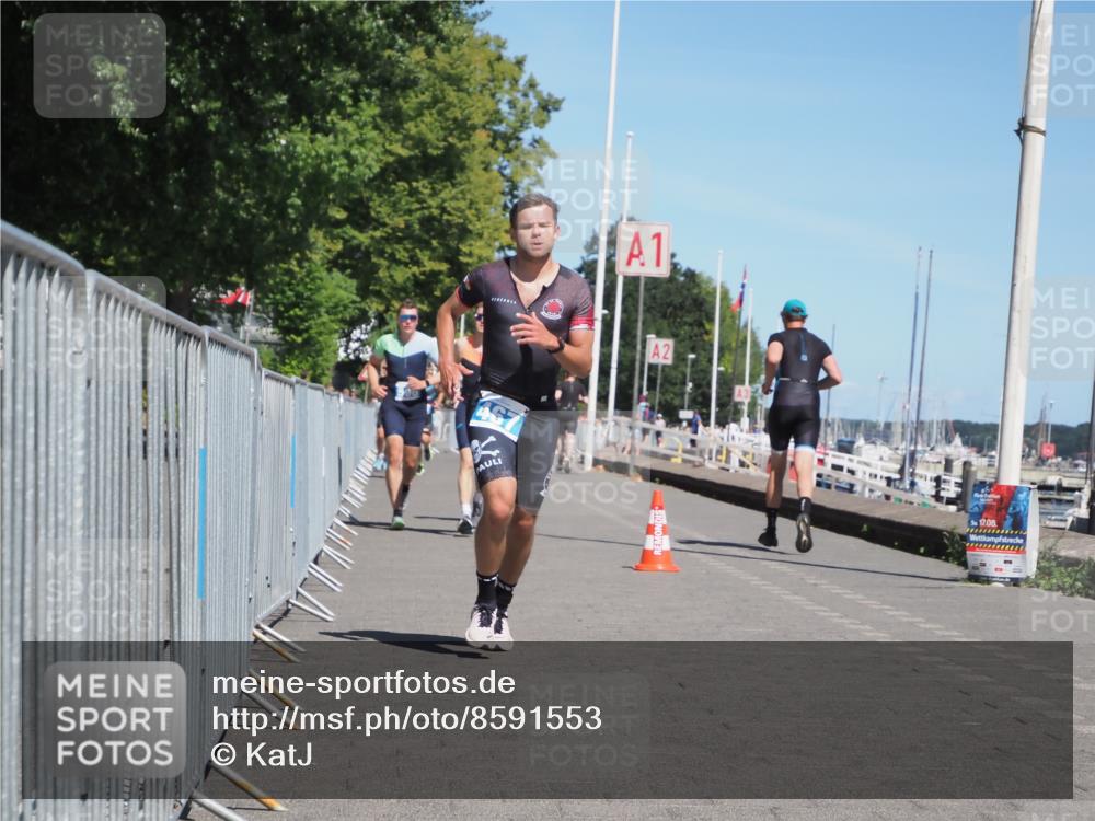 17.08.2025 - KN Förde Triathlon 2025 KatJ http://msf.ph/oto/8591553 17.08.2025 13:37:32 Laufen 448, 462, 467, 506, 507 meine-sportfotos.de