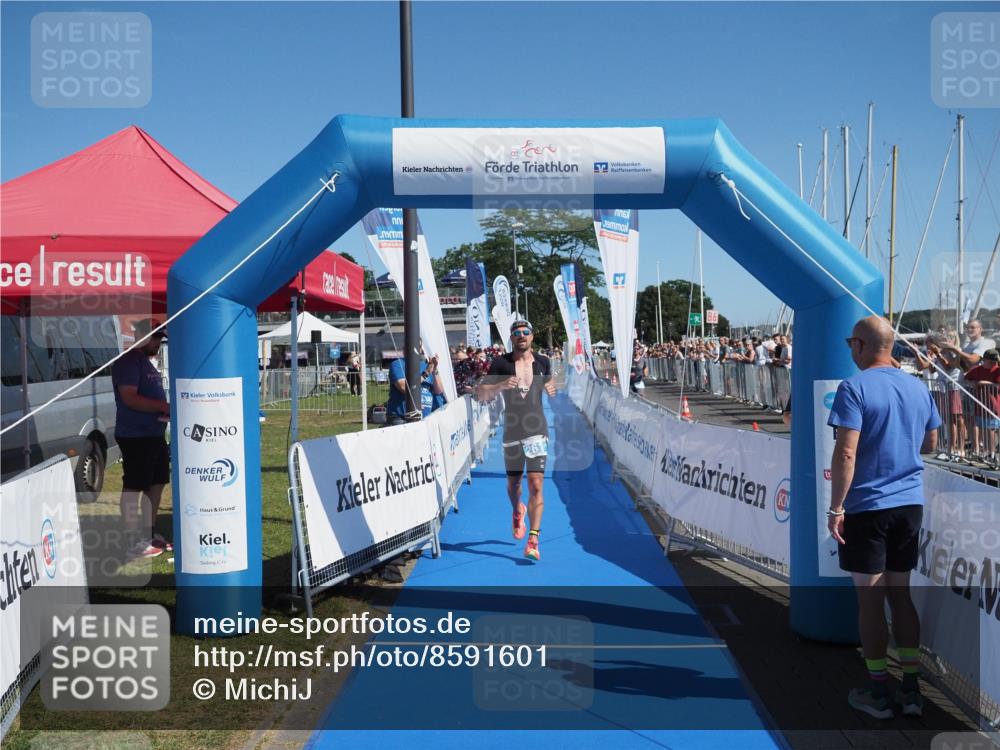 17.08.2025 - KN Förde Triathlon 2025 MichiJ http://msf.ph/oto/8591601 17.08.2025 11:51:46 Laufen 261 meine-sportfotos.de