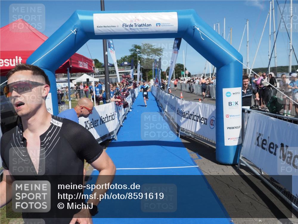 17.08.2025 - KN Förde Triathlon 2025 MichiJ http://msf.ph/oto/8591619 17.08.2025 13:51:26 Laufen 446, 473 meine-sportfotos.de