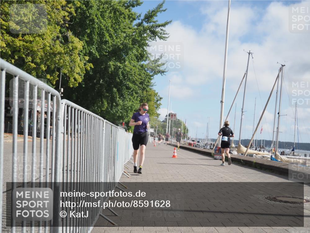 17.08.2025 - KN Förde Triathlon 2025 KatJ http://msf.ph/oto/8591628 17.08.2025 10:18:58 Laufen 109, 170, 175 meine-sportfotos.de