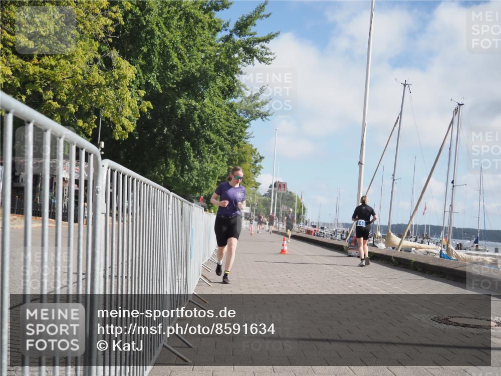 17.08.2025 - KN Förde Triathlon 2025 KatJ http://msf.ph/oto/8591634 17.08.2025 10:18:59 Laufen 109, 170, 175 meine-sportfotos.de