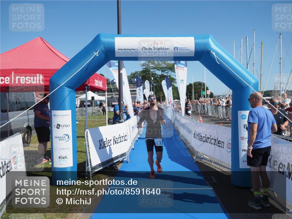 17.08.2025 - KN Förde Triathlon 2025 MichiJ http://msf.ph/oto/8591640 17.08.2025 11:51:47 Laufen 261 meine-sportfotos.de