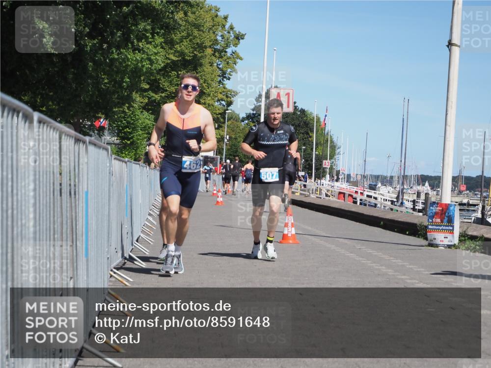 17.08.2025 - KN Förde Triathlon 2025 KatJ http://msf.ph/oto/8591648 17.08.2025 13:37:36 Laufen 411, 457, 462, 467, 506, 507 meine-sportfotos.de