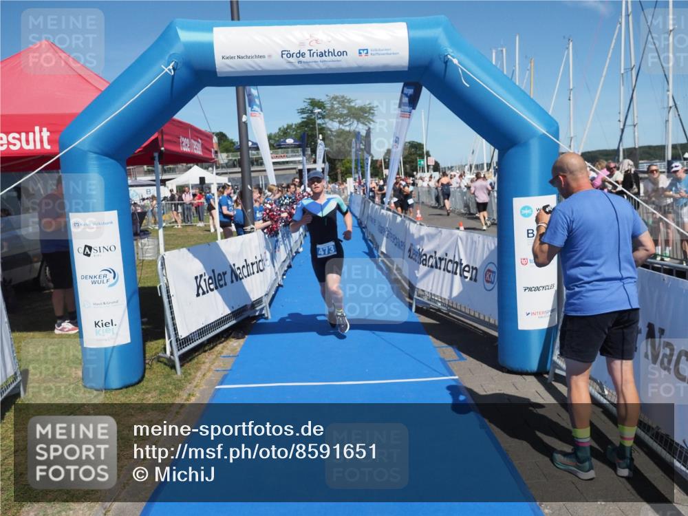 17.08.2025 - KN Förde Triathlon 2025 MichiJ http://msf.ph/oto/8591651 17.08.2025 13:51:28 Laufen 446, 473 meine-sportfotos.de