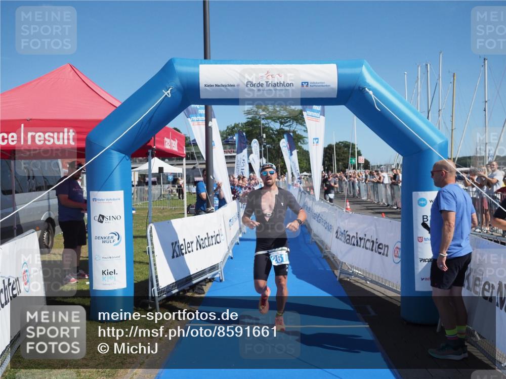 17.08.2025 - KN Förde Triathlon 2025 MichiJ http://msf.ph/oto/8591661 17.08.2025 11:51:47 Laufen 261 meine-sportfotos.de