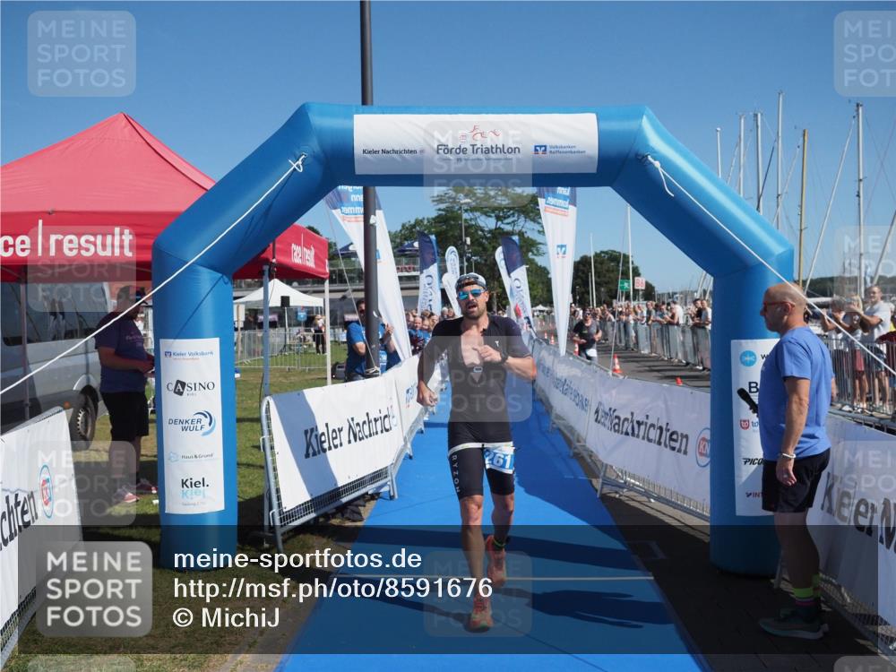 17.08.2025 - KN Förde Triathlon 2025 MichiJ http://msf.ph/oto/8591676 17.08.2025 11:51:48 Laufen 261 meine-sportfotos.de