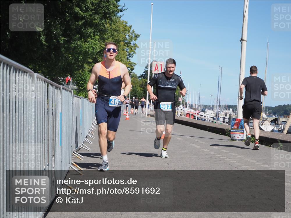 17.08.2025 - KN Förde Triathlon 2025 KatJ http://msf.ph/oto/8591692 17.08.2025 13:37:37 Laufen 411, 457, 462, 467, 506, 507 meine-sportfotos.de