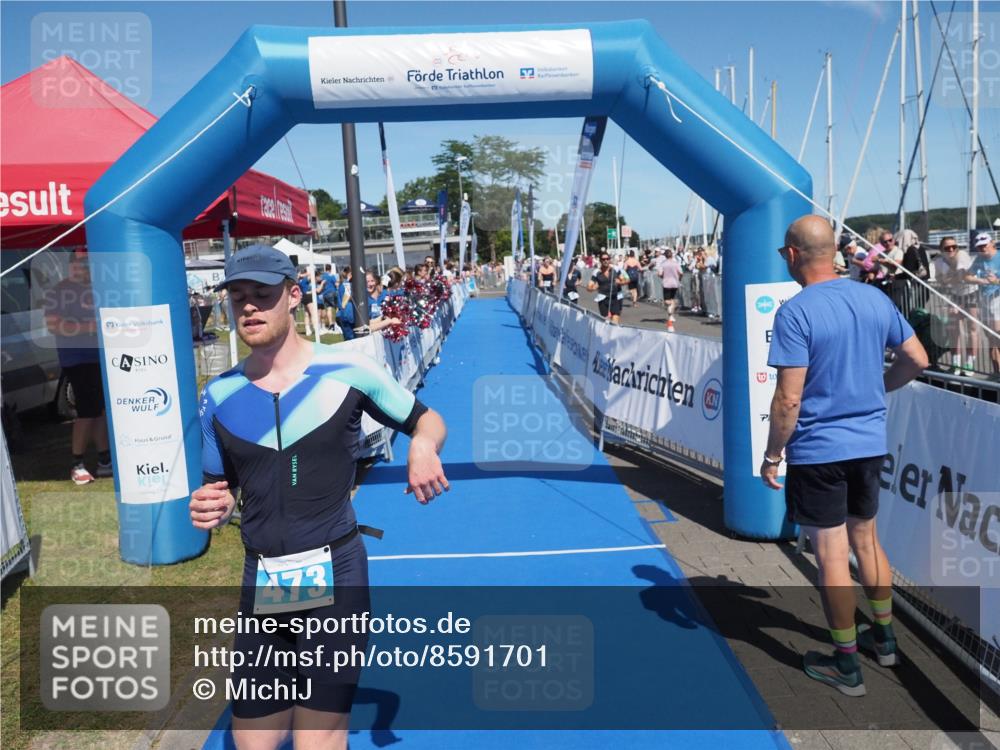 17.08.2025 - KN Förde Triathlon 2025 MichiJ http://msf.ph/oto/8591701 17.08.2025 13:51:29 Laufen 446, 473 meine-sportfotos.de
