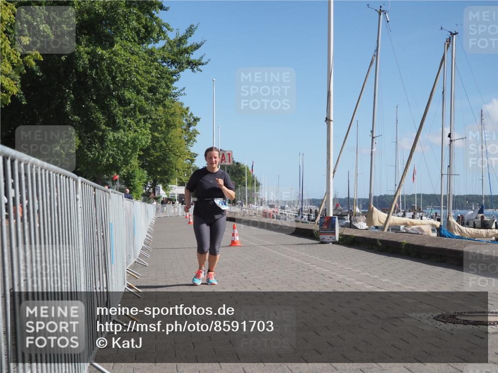 17.08.2025 - KN Förde Triathlon 2025 KatJ http://msf.ph/oto/8591703 17.08.2025 10:55:11 Laufen  meine-sportfotos.de