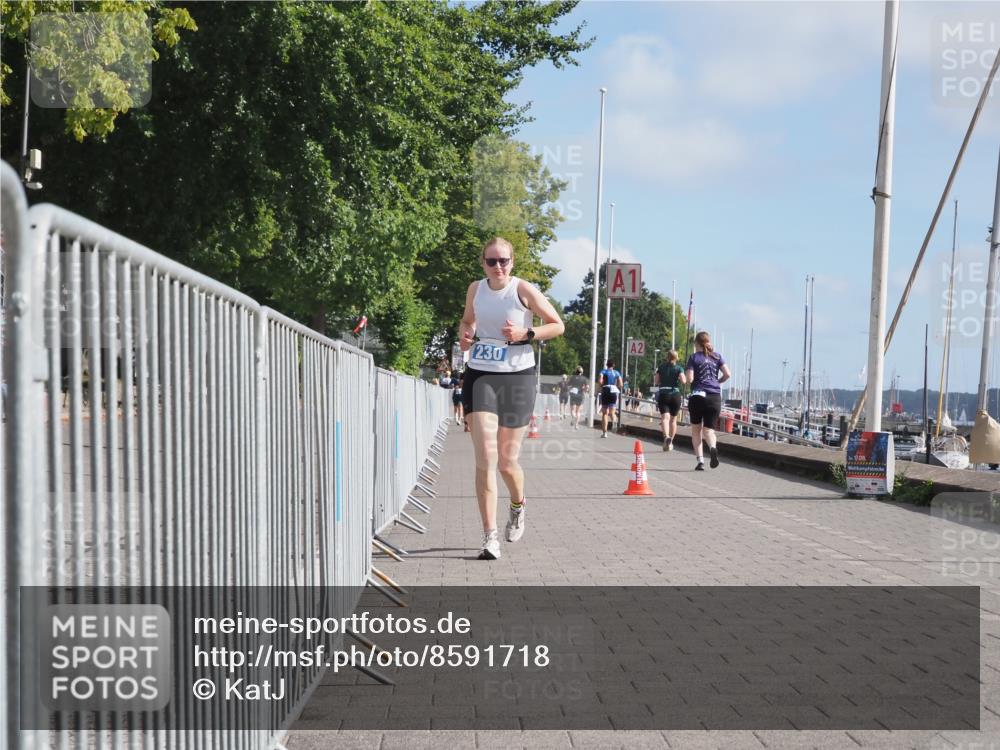 17.08.2025 - KN Förde Triathlon 2025 KatJ http://msf.ph/oto/8591718 17.08.2025 10:19:14 Laufen 230 meine-sportfotos.de