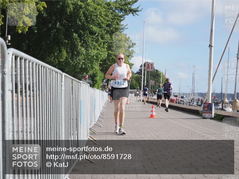 17.08.2025 - KN Förde Triathlon 2025 KatJ http://msf.ph/oto/8591728 17.08.2025 10:19:14 Laufen 230 meine-sportfotos.de