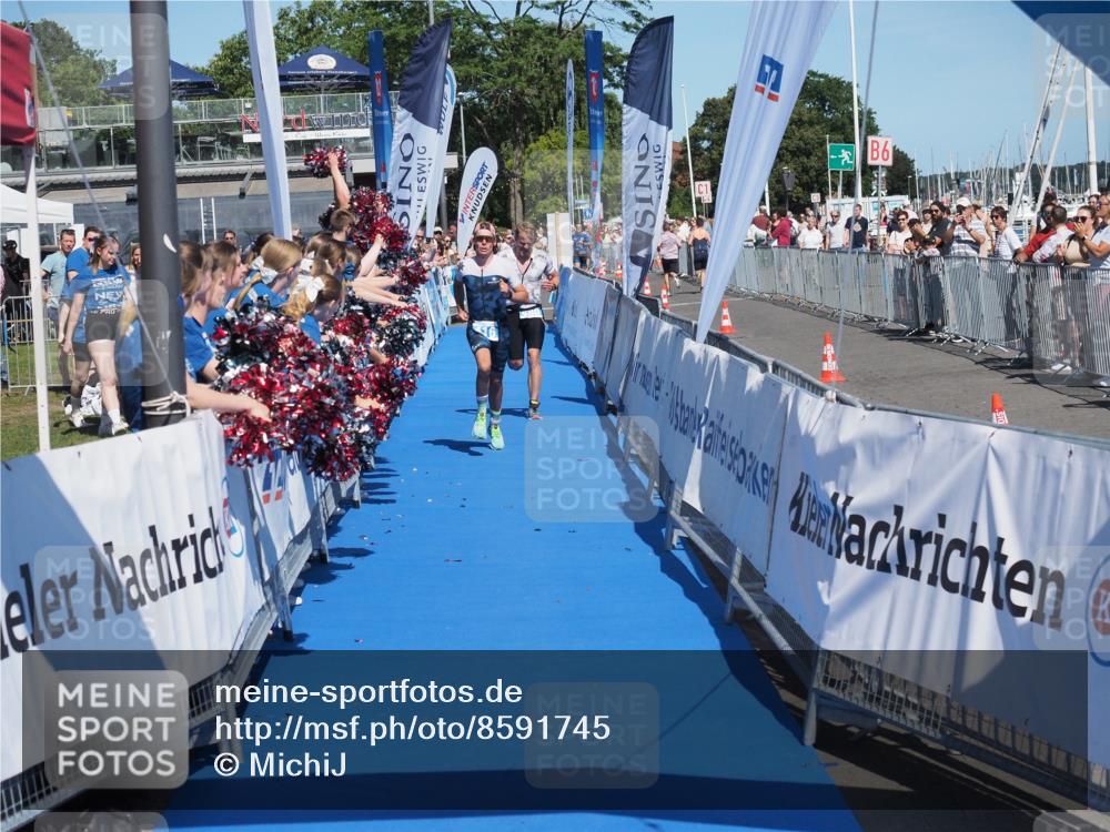 17.08.2025 - KN Förde Triathlon 2025 MichiJ http://msf.ph/oto/8591745 17.08.2025 13:51:40 Laufen 416, 460 meine-sportfotos.de