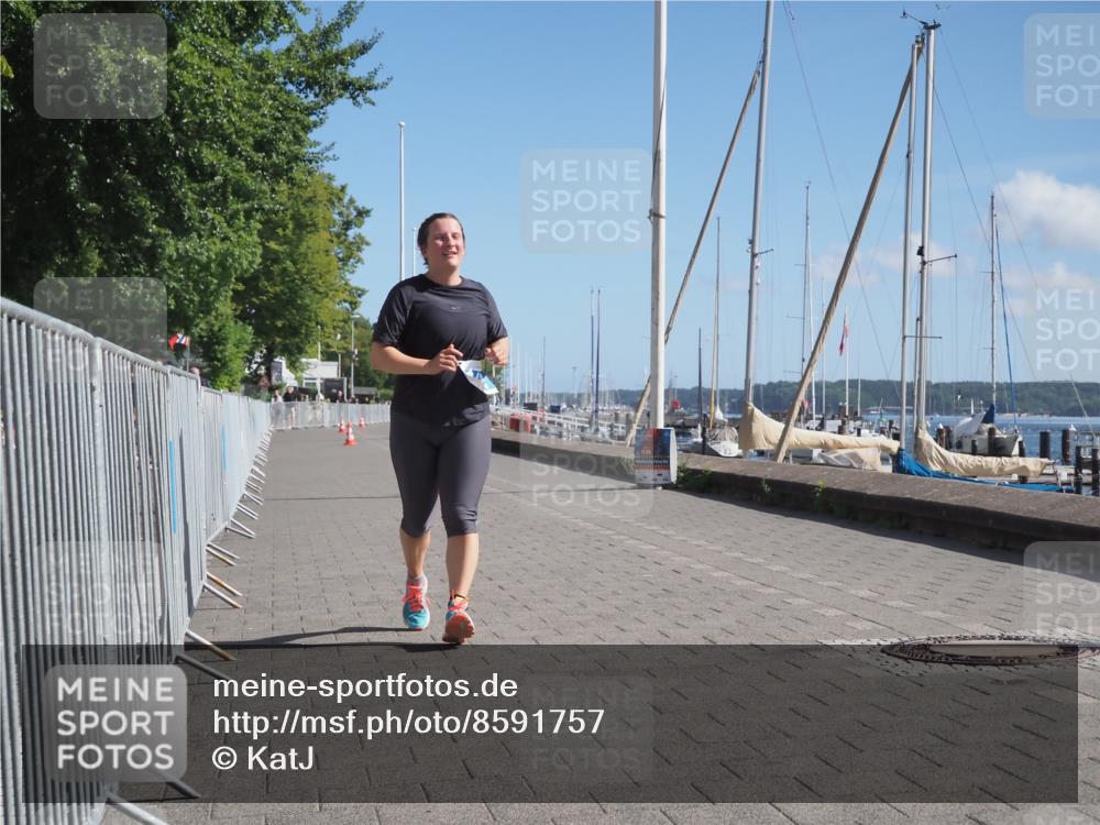 17.08.2025 - KN Förde Triathlon 2025 KatJ http://msf.ph/oto/8591757 17.08.2025 10:55:12 Laufen  meine-sportfotos.de