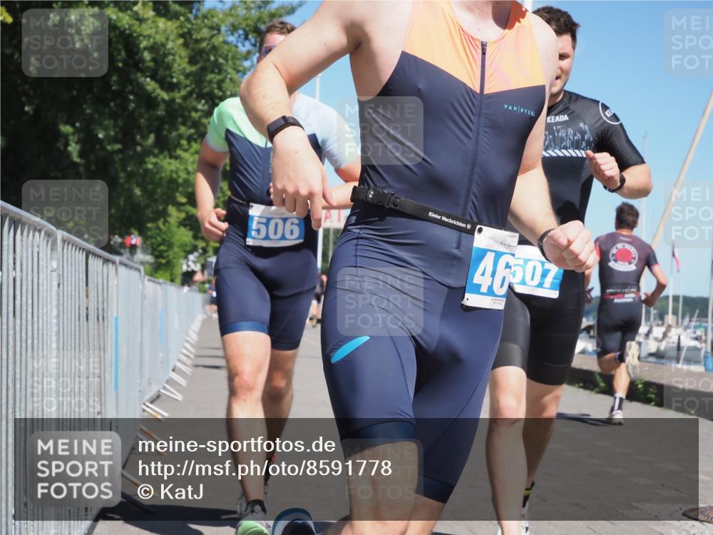 17.08.2025 - KN Förde Triathlon 2025 KatJ http://msf.ph/oto/8591778 17.08.2025 13:37:39 Laufen 411, 457, 462, 505, 506, 507 meine-sportfotos.de