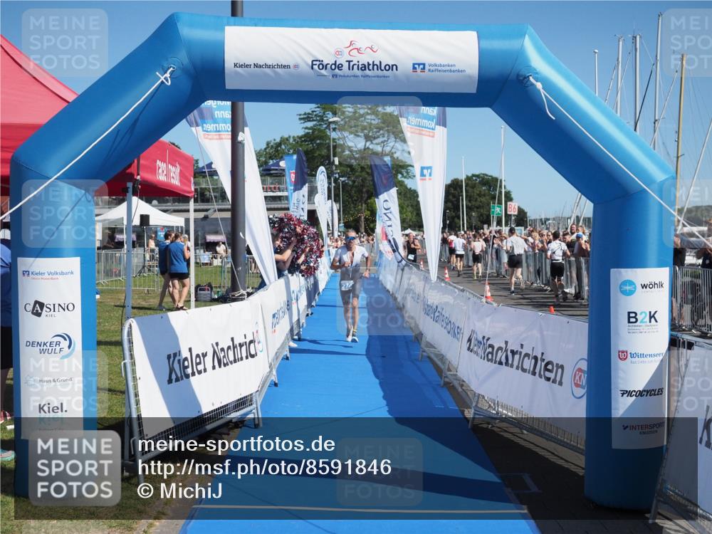 17.08.2025 - KN Förde Triathlon 2025 MichiJ http://msf.ph/oto/8591846 17.08.2025 11:54:22 Laufen 274 meine-sportfotos.de
